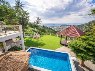 For rent 4 bedrooms villa in Mueang Phuket, Phuket