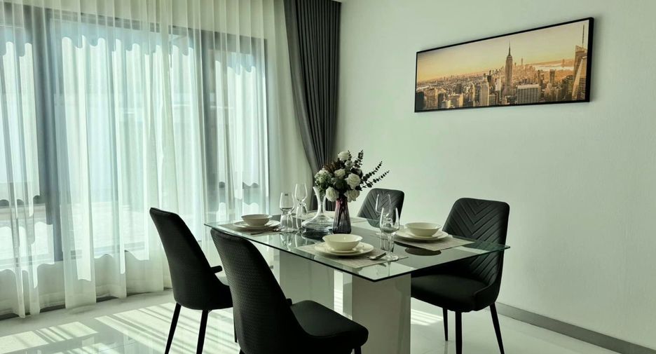 Villa en alquiler de 3 habitaciones en Bang Lamung, Chonburi