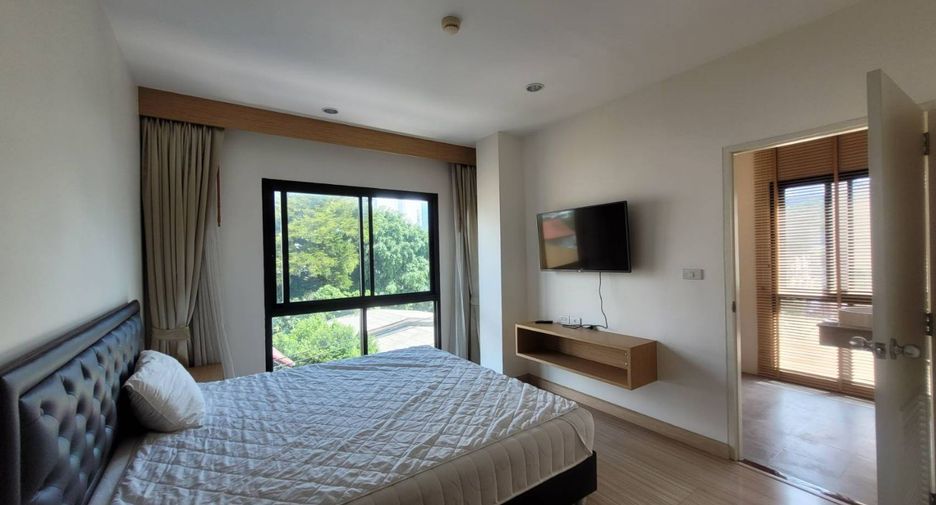 For rent 2 bedrooms apartment in Khlong Toei, Bangkok