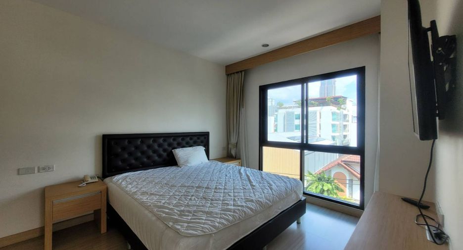 For rent 2 bedrooms apartment in Khlong Toei, Bangkok