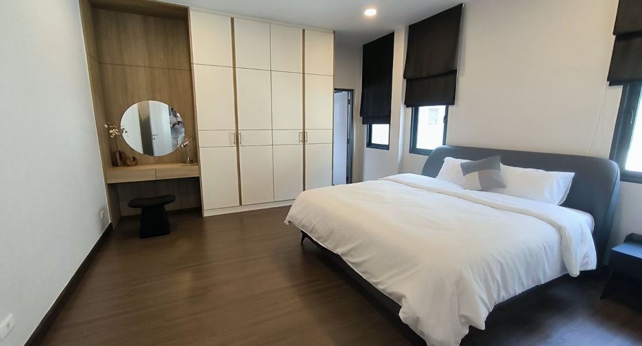 For rent 4 bedrooms house in Bang Phli, Samut Prakan