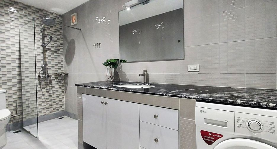 For sale 3 bedrooms villa in Mueang Rayong, Rayong