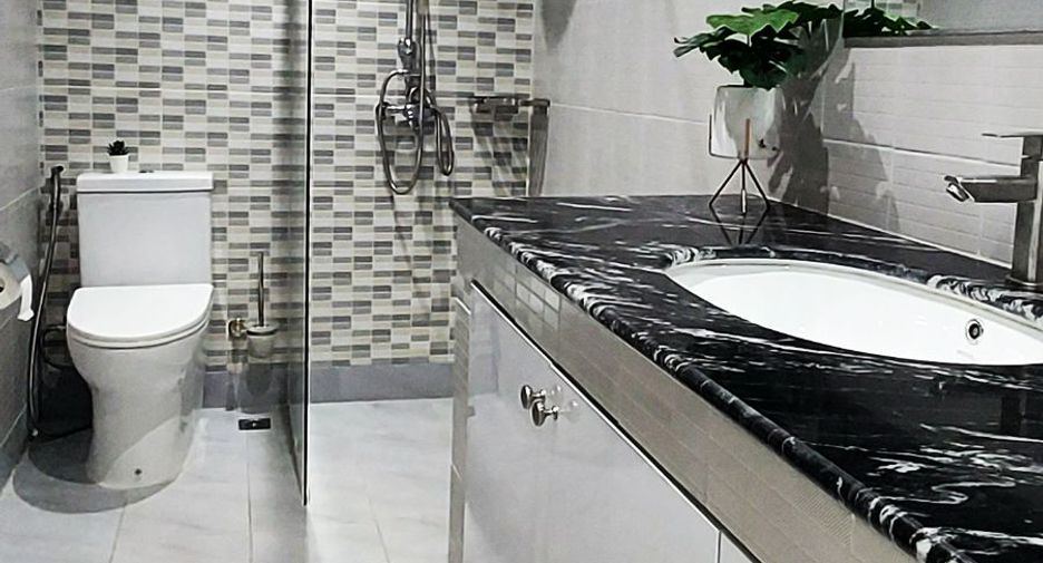 For sale 3 bedrooms villa in Mueang Rayong, Rayong
