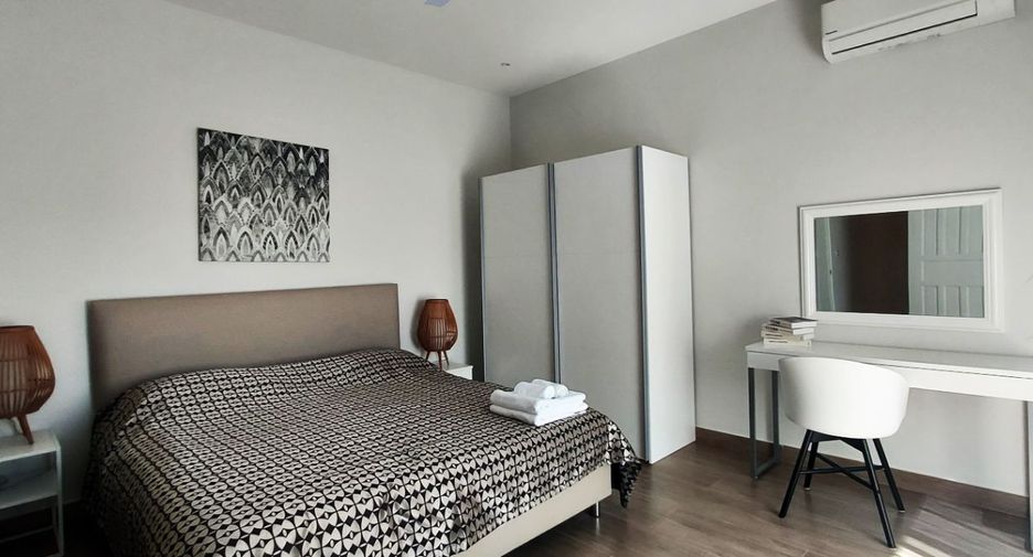 For sale 3 bedrooms villa in Mueang Rayong, Rayong