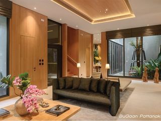 For sale 4 bedrooms house in Suan Luang, Bangkok