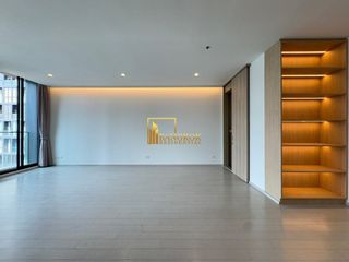 À louer 3 chambres condo à Pathum Wan, Bangkok