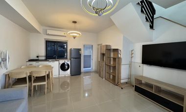 For rent 3 bedrooms townhouse in Bang Phli, Samut Prakan