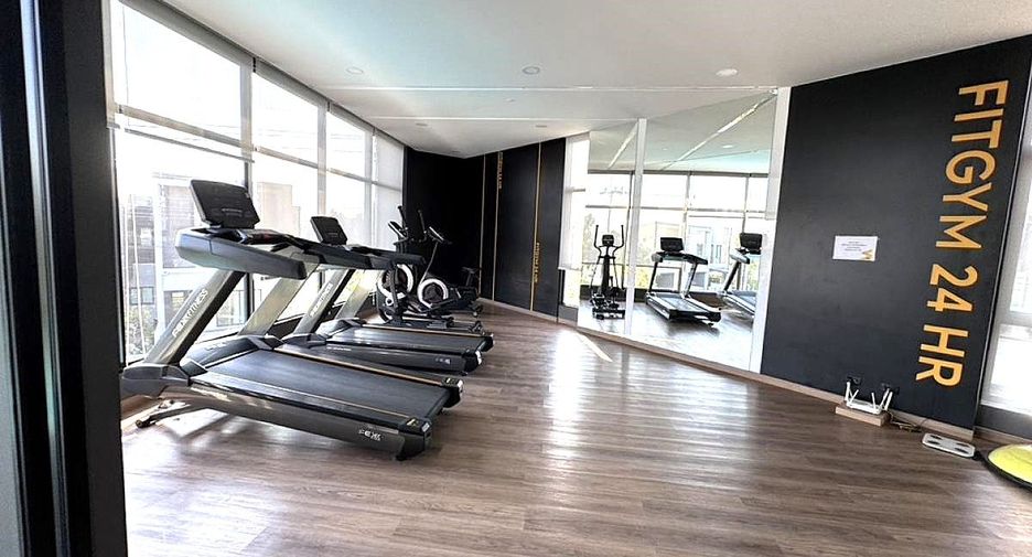 For rent 3 bedrooms townhouse in Bang Phli, Samut Prakan