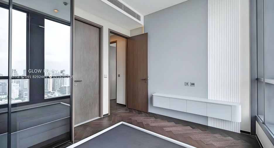 For sale 3 bed condo in Khlong Toei, Bangkok