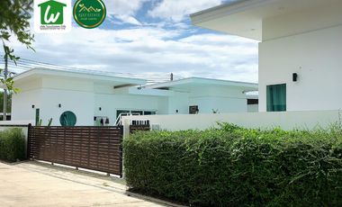 For sale 6 bedrooms villa in Hua Hin, Prachuap Khiri Khan
