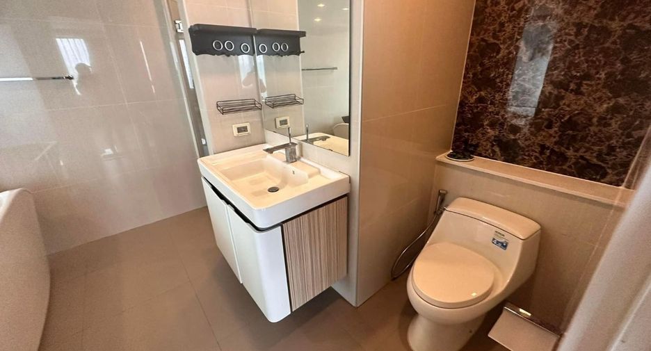 For rent 2 bedrooms condo in Mueang Chiang Mai, Chiang Mai
