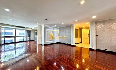 For rent 3 bedrooms condo in Khlong Toei, Bangkok