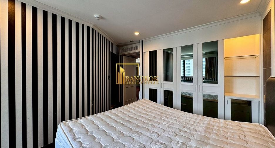 For rent 3 bedrooms condo in Khlong Toei, Bangkok
