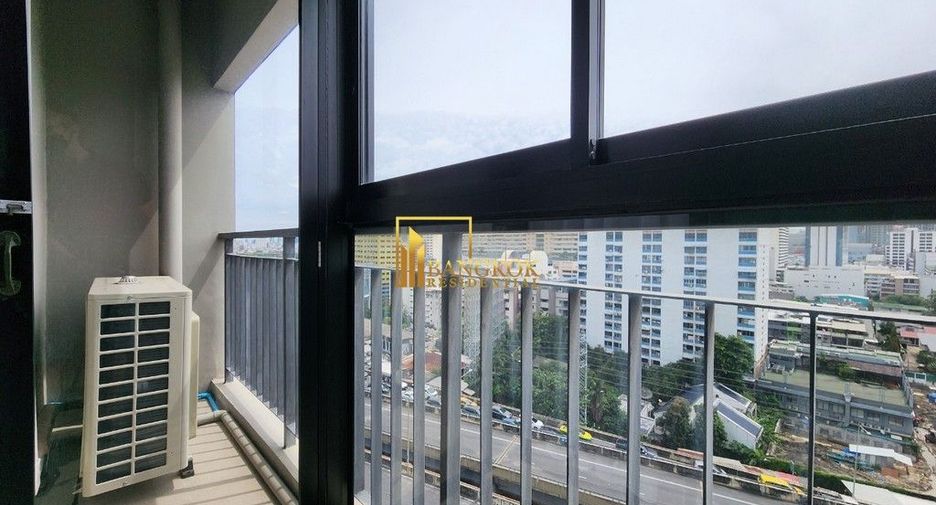 À louer 2 chambres condo à Watthana, Bangkok