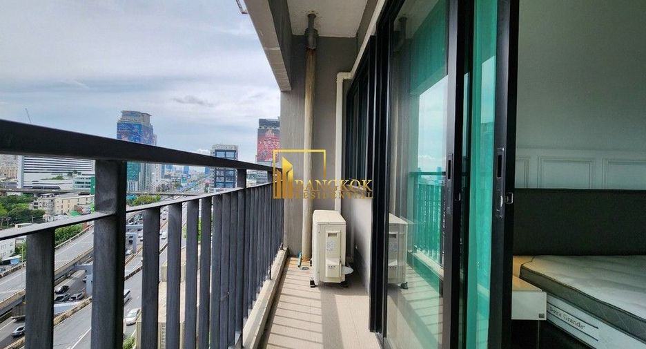 À louer 2 chambres condo à Watthana, Bangkok