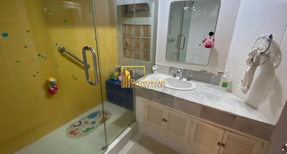 Wohnung zur Miete mit 3 Zimmer in Watthana, Bangkok