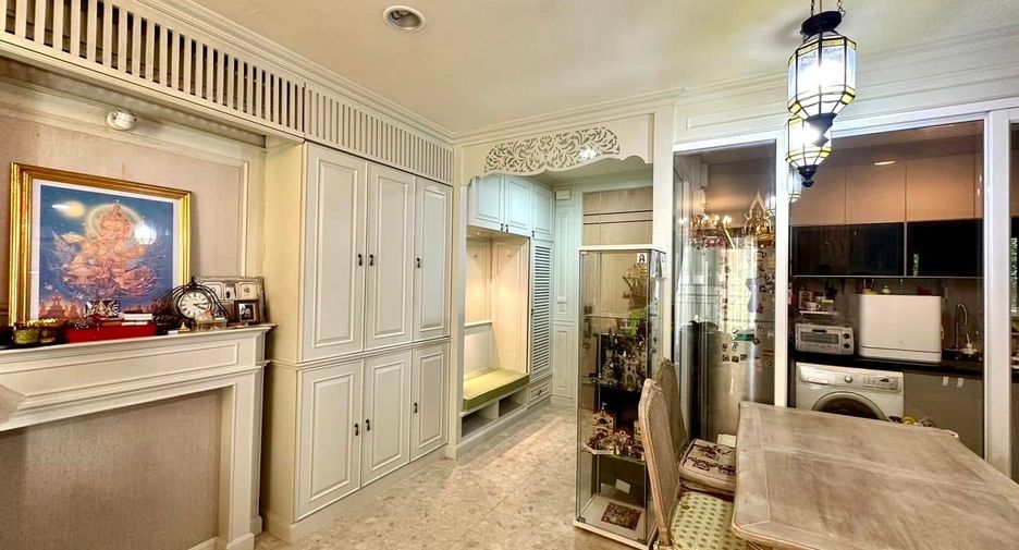 For rent and for sale 2 bedrooms condo in Khlong Toei, Bangkok