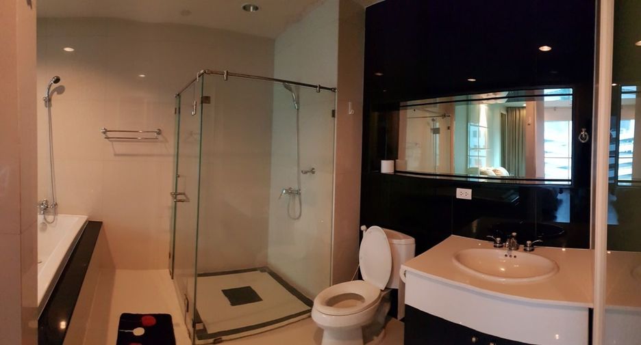For rent 1 bed condo in Pathum Wan, Bangkok