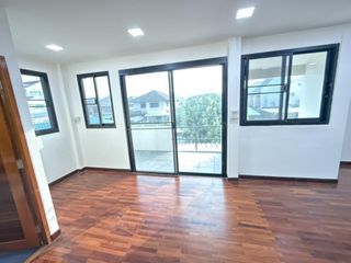 For rent 4 Beds house in Lat Phrao, Bangkok