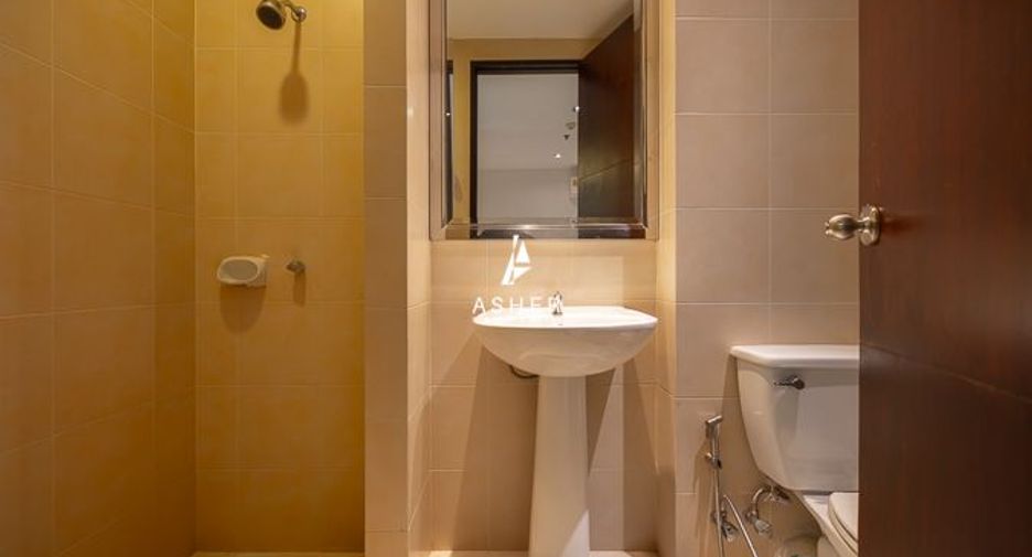 For rent and for sale 4 bedrooms condo in Khlong Toei, Bangkok