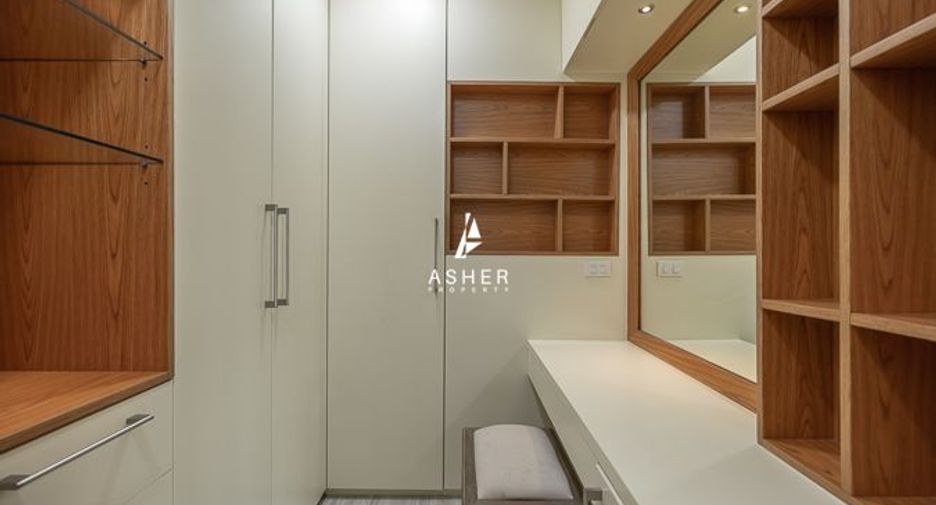 For rent and for sale 4 bedrooms condo in Khlong Toei, Bangkok