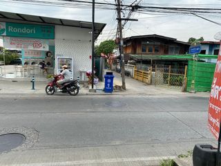 For rent 2 bed house in Mueang Samut Prakan, Samut Prakan