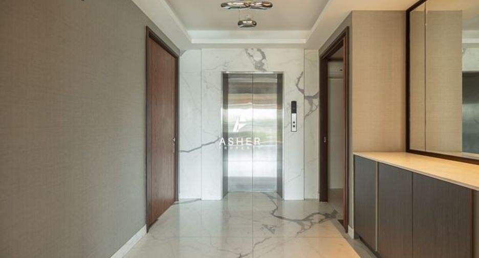 For rent and for sale 4 bedrooms condo in Khlong Toei, Bangkok
