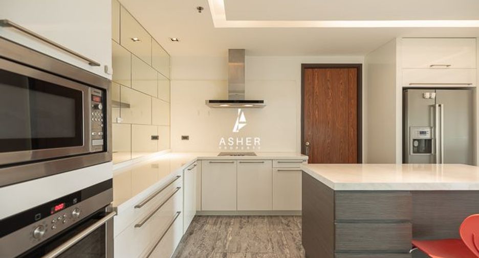 For rent and for sale 4 bedrooms condo in Khlong Toei, Bangkok