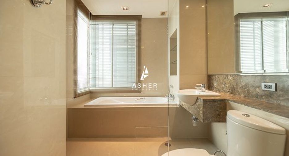 For rent and for sale 4 bedrooms condo in Khlong Toei, Bangkok