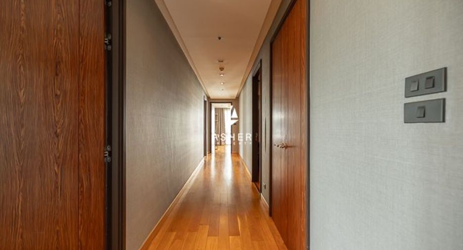 For rent and for sale 4 bedrooms condo in Khlong Toei, Bangkok