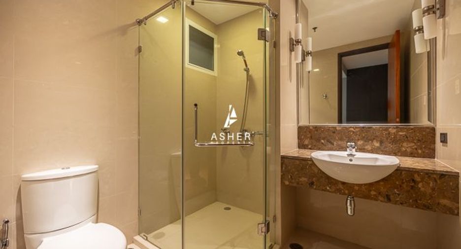 For rent and for sale 4 bedrooms condo in Khlong Toei, Bangkok