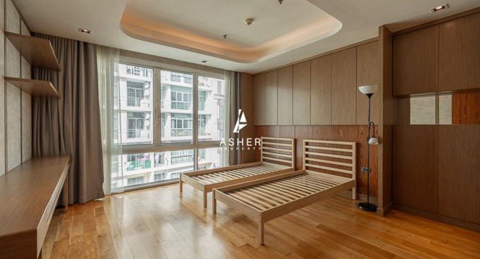 For rent and for sale 4 bedrooms condo in Khlong Toei, Bangkok