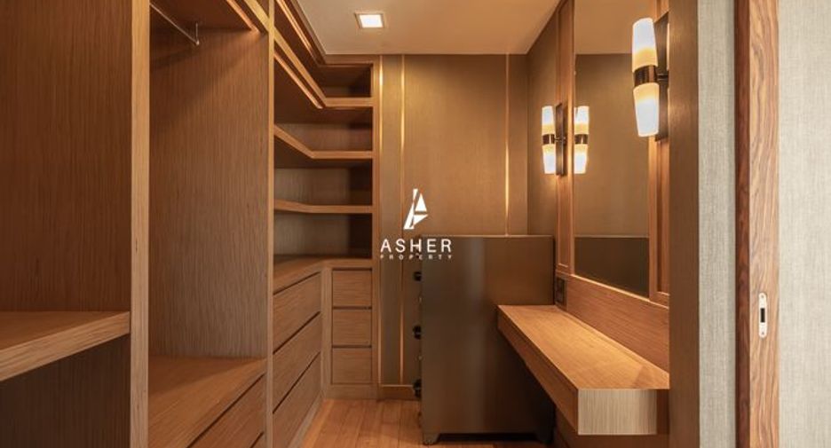 For rent and for sale 4 bedrooms condo in Khlong Toei, Bangkok