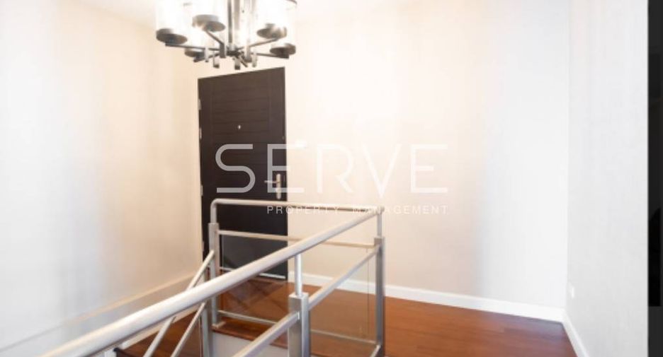 For rent 4 bed condo in Huai Khwang, Bangkok