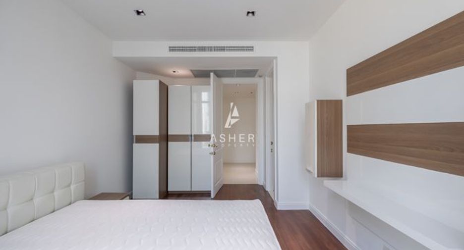 À louer 3 chambres condo à Pathum Wan, Bangkok