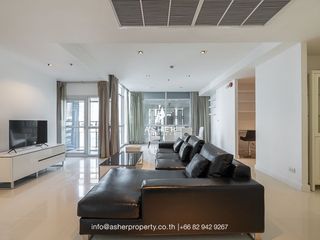 For rent 2 bedrooms condo in Pathum Wan, Bangkok