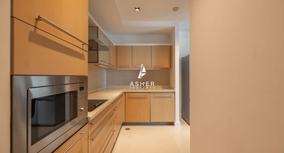 Wohnung zur Miete mit 2 Zimmer in Pathum Wan, Bangkok