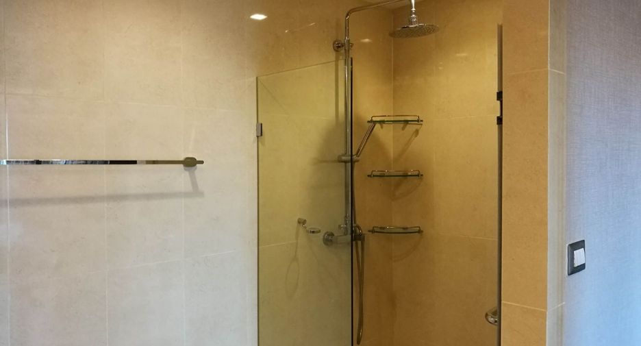 Wohnung zur Miete und zum Kauf mit 1 Zimmer in Watthana, Bangkok