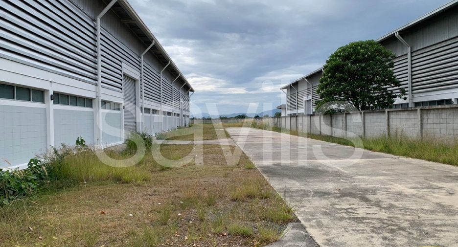For rent warehouse in Phan Thong, Chonburi