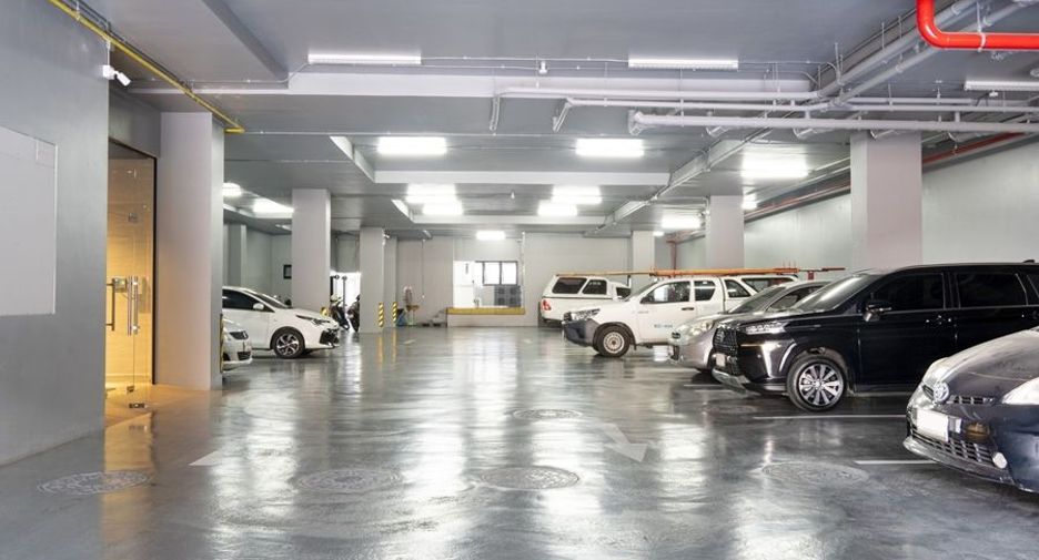 For rent retail Space in Khlong Toei, Bangkok