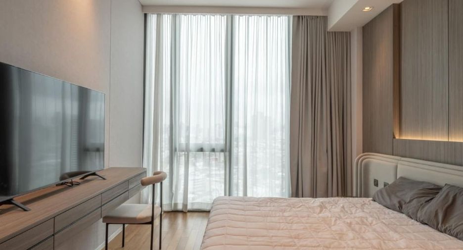 For rent 2 bed condo in Khlong San, Bangkok
