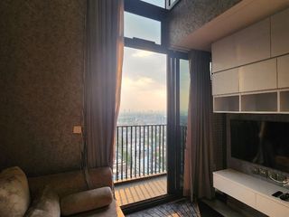 Продажа 1 кровать кондо в Пхра Кханонг, Бангкок