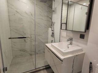 Продажа 1 кровать кондо в Пхра Кханонг, Бангкок