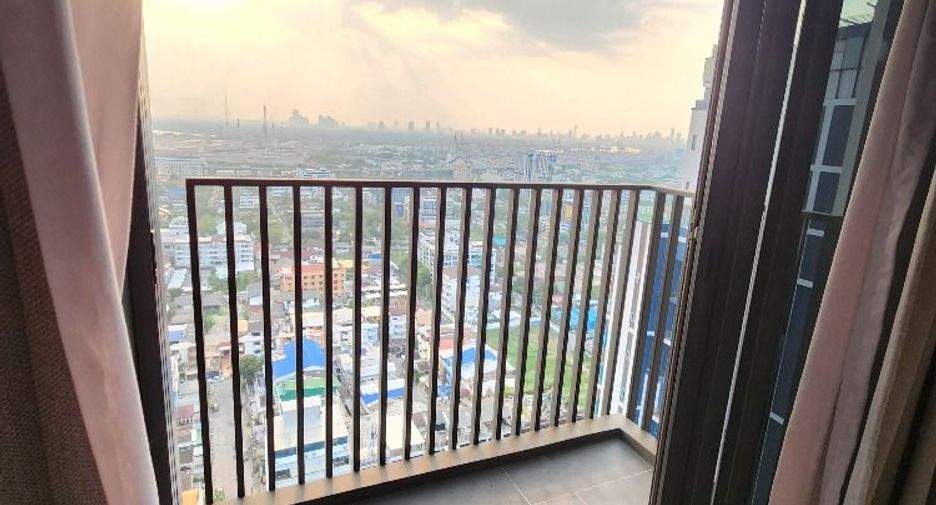 For sale 1 bed condo in Phra Khanong, Bangkok