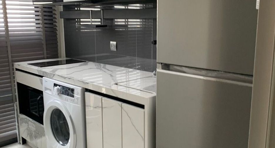 For sale 1 bed condo in Phra Khanong, Bangkok