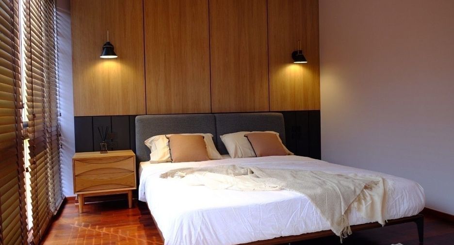 For sale 1 bed condo in Pathum Wan, Bangkok
