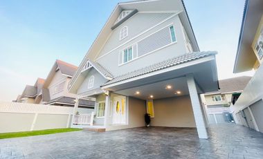 For sale 4 bedrooms house in Nong Khaem, Bangkok