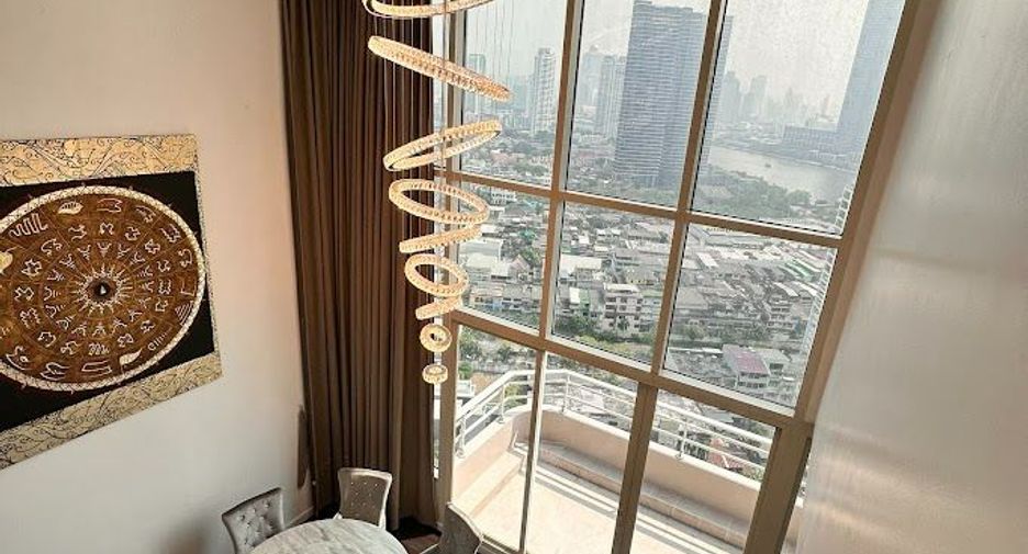 À louer et à vendre 3 chambres condo à Khlong San, Bangkok