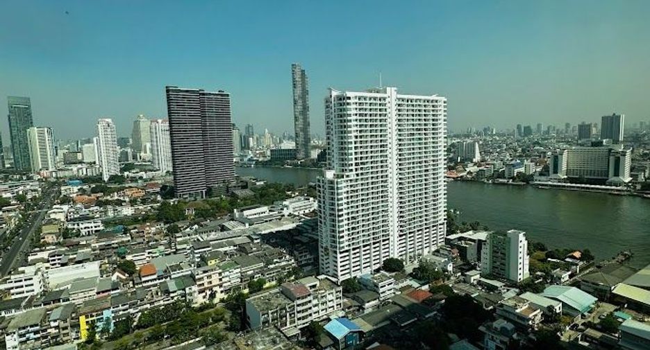 À louer et à vendre 3 chambres condo à Khlong San, Bangkok