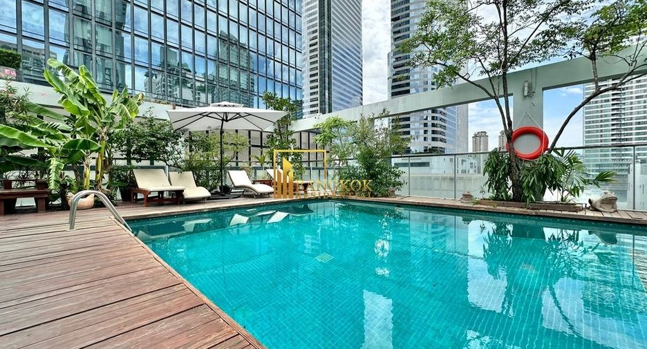 À louer 2 chambres appartement avec services à Sathon, Bangkok